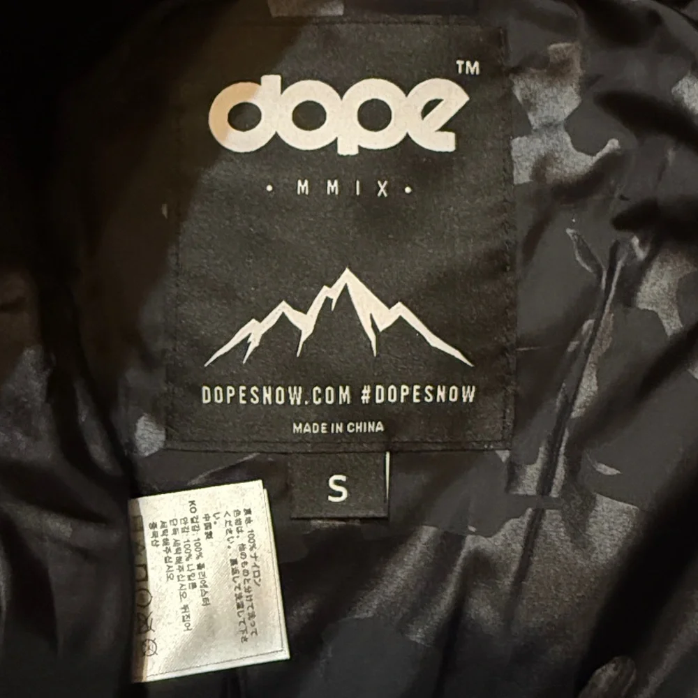 Dope Men’s Blizzard Black Snowboard Pants, Small - Picture 5 of 7
